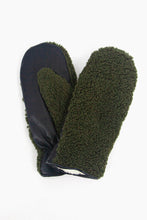 Load image into Gallery viewer, Goldie Borg Fleece Mittens - Khaki