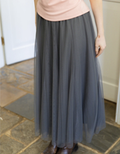 Load image into Gallery viewer, Beatrice Tulle Skirt - Charcoal