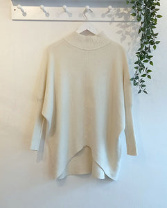 Olivia Dipped Hem Jumper - Cream