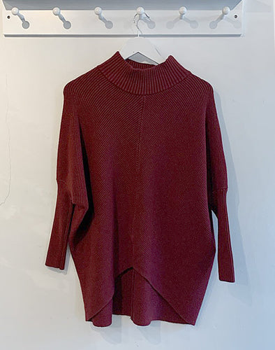 Olivia Dipped Hem Jumper - Wine