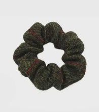 Load image into Gallery viewer, Harris Tweed Scrunchie